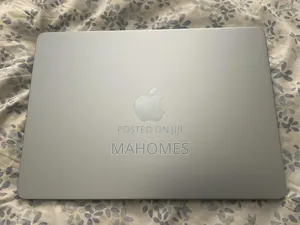 New Laptop Apple MacBook Air 2023 M2 8GB Apple M2 SSD 512GB