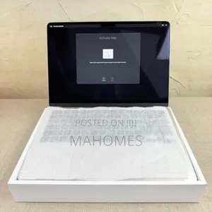 New Laptop Apple MacBook Air 2024 M3 13-inch 8GB Apple M3 SSD 512GB