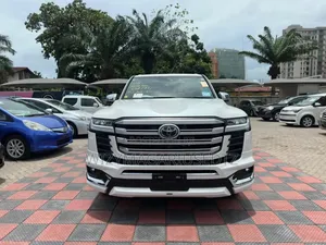 Toyota Land Cruiser 2024 Gold