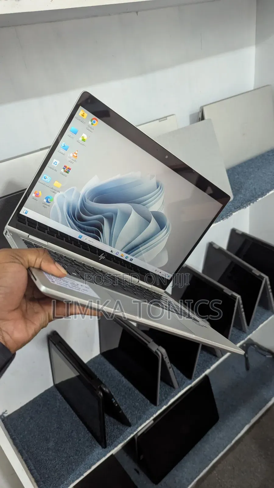 New Laptop HP EliteBook x360 830 G6 8GB Intel Core i5 SSD 256GB