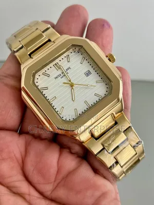 Patek Philippe for That High Class Look You Want Get This Unisex Watch