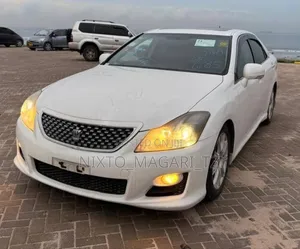 Toyota Crown 2008 White