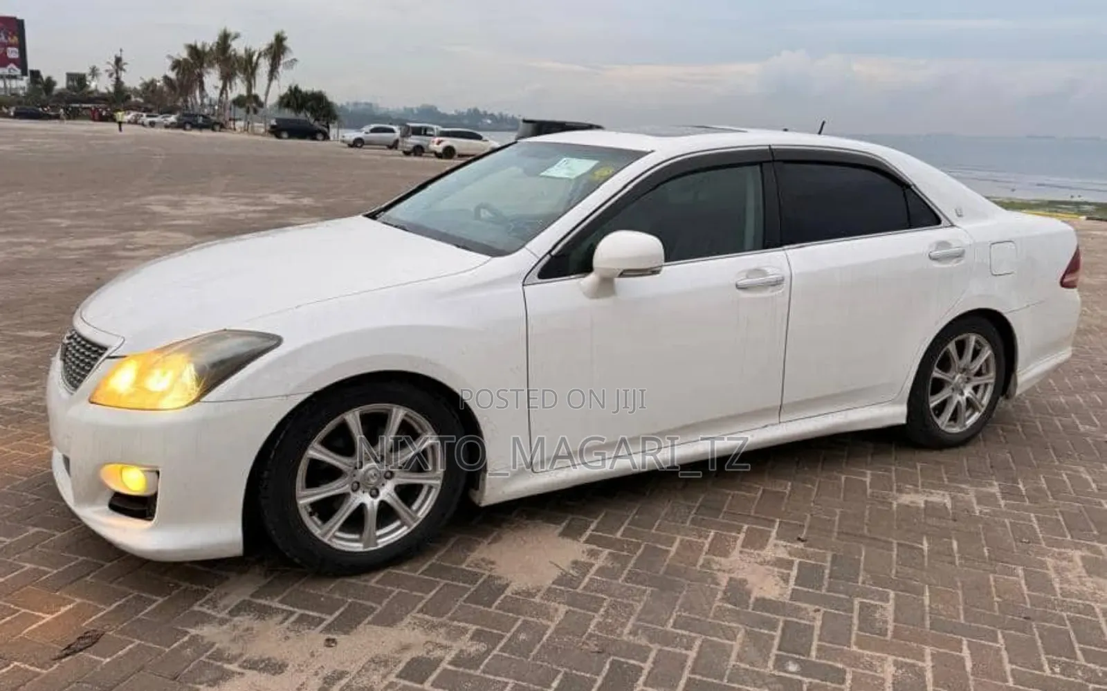 Toyota Crown 2008 White
