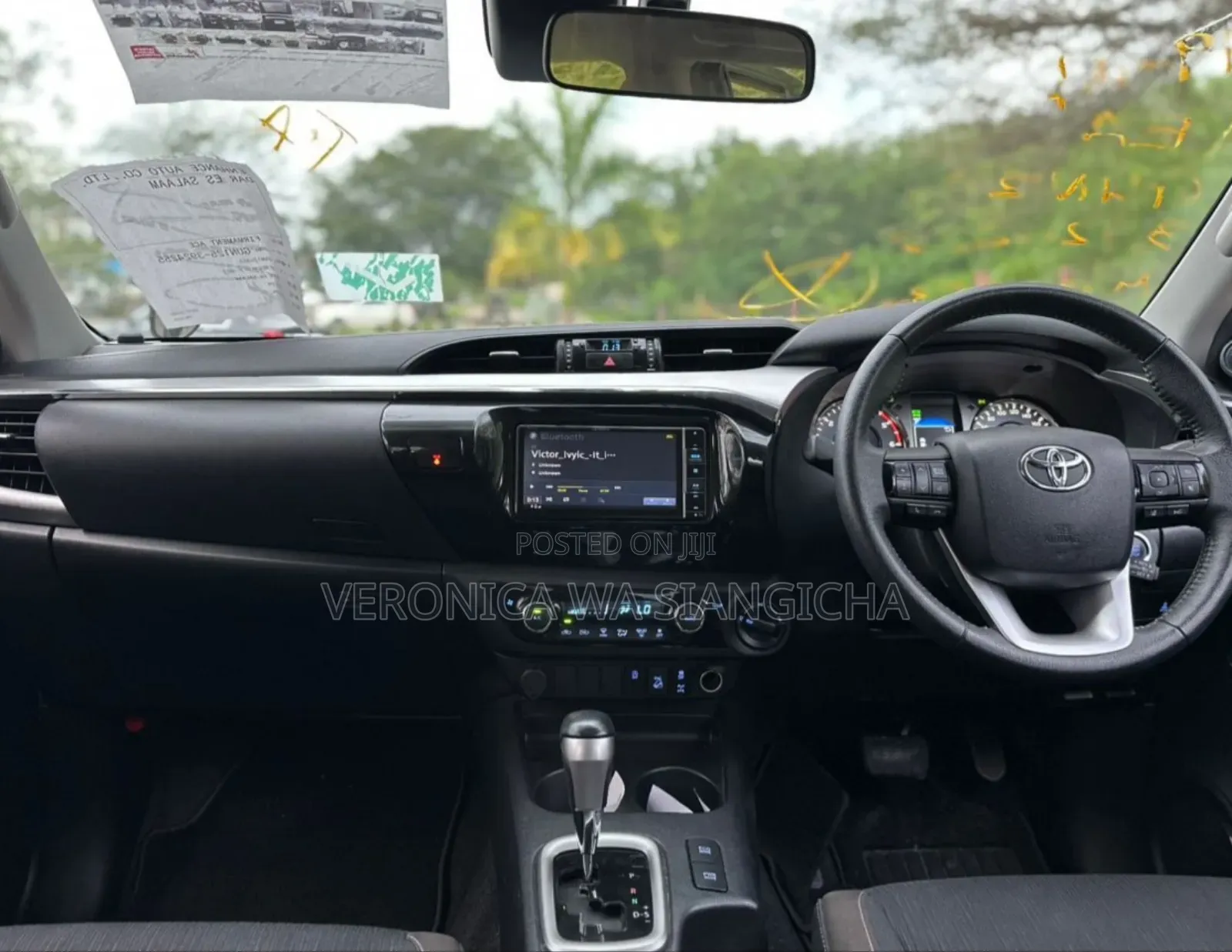 Toyota Hilux 2021 Black