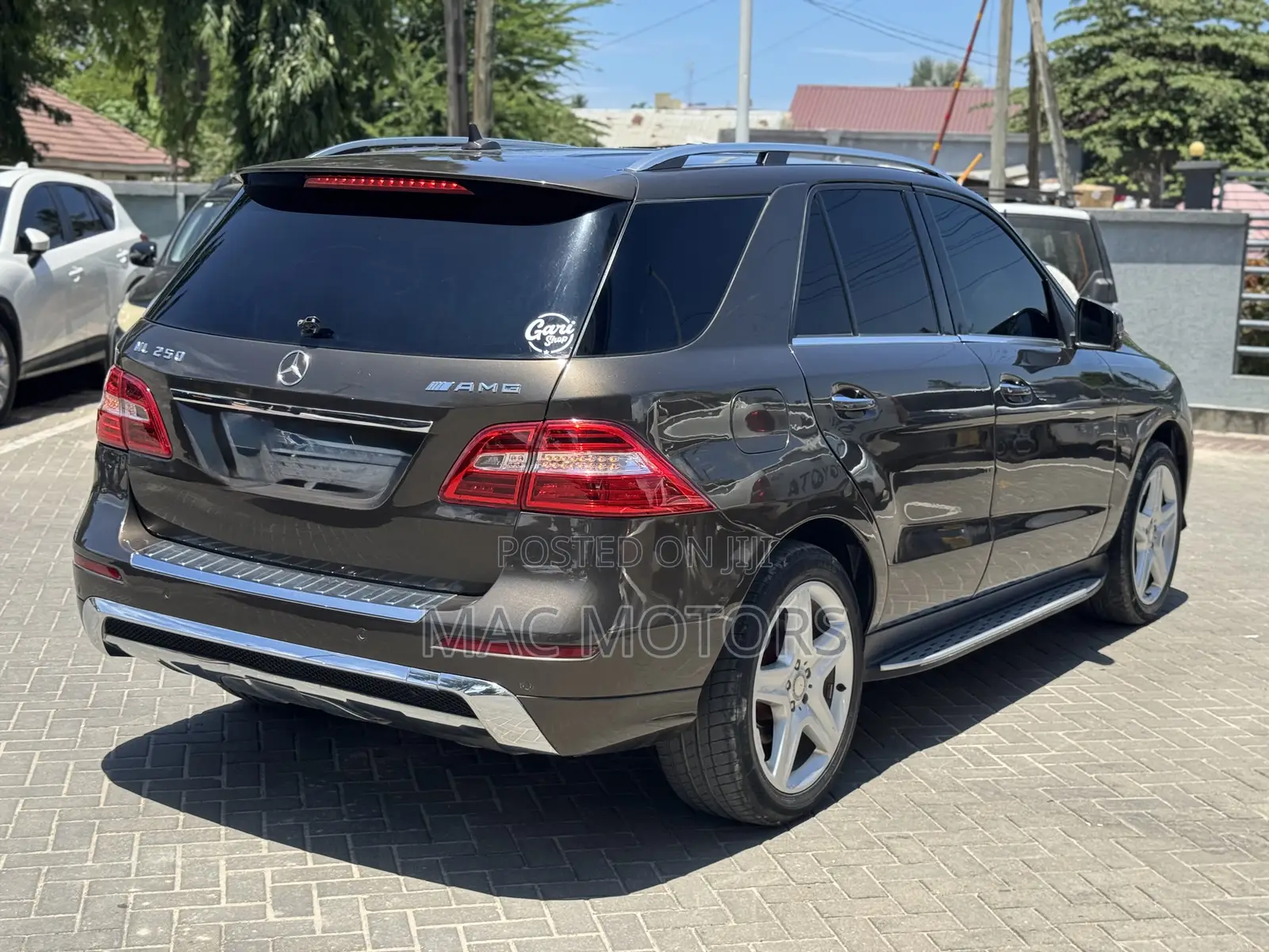 Mercedes-Benz M Class 2015 Brown