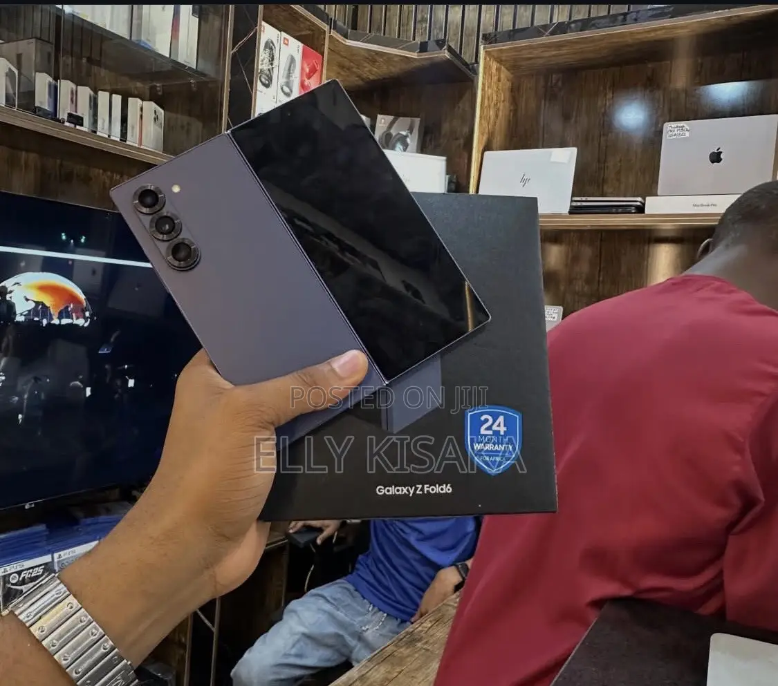 New Samsung Galaxy Z Fold6 256 GB Black