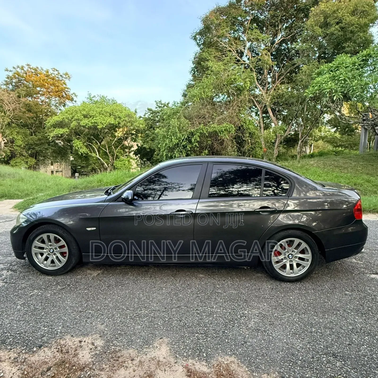 BMW 3 Series 2009 Gray