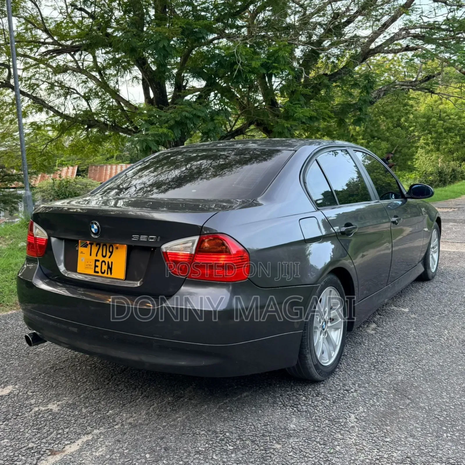 BMW 3 Series 2009 Gray