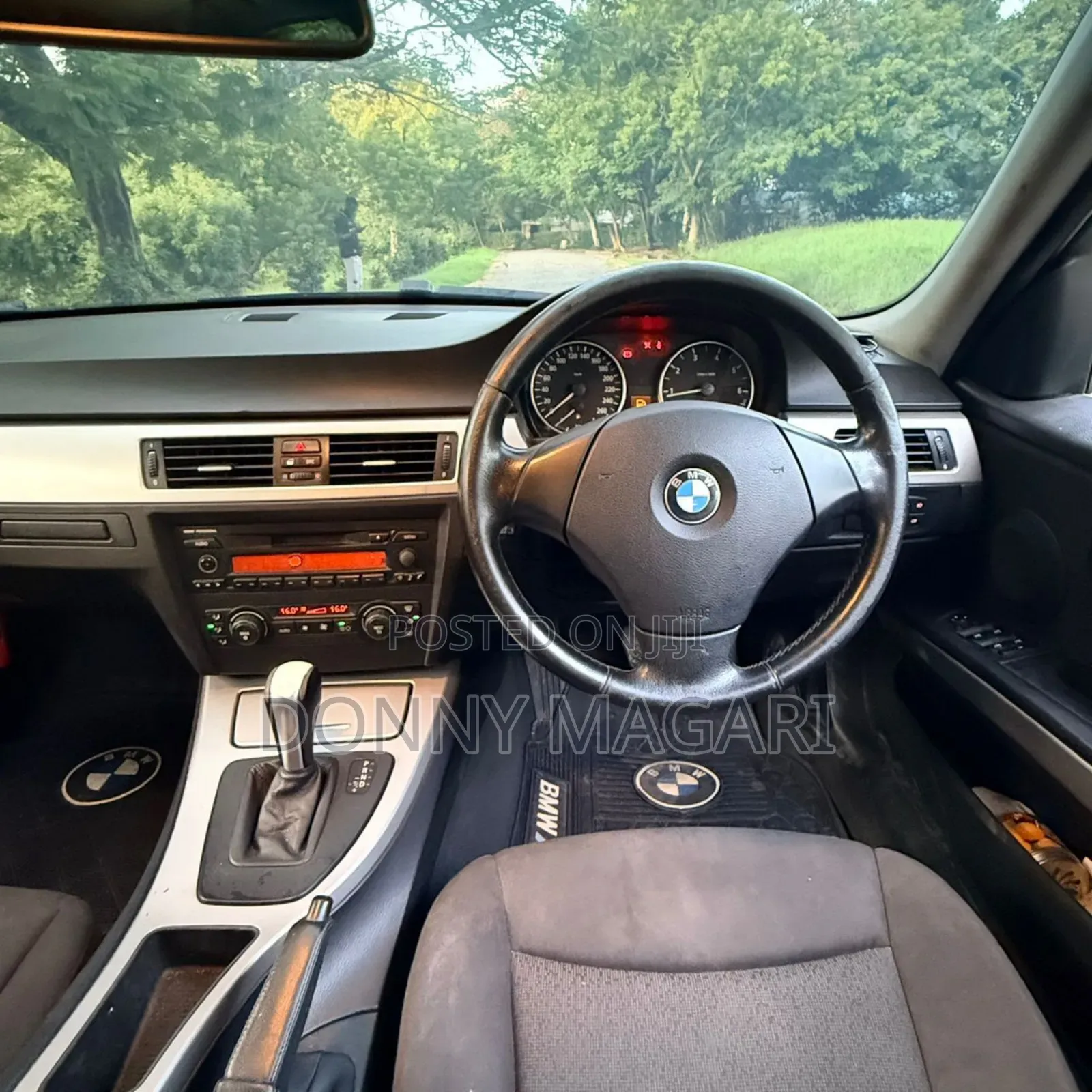 BMW 3 Series 2009 Gray