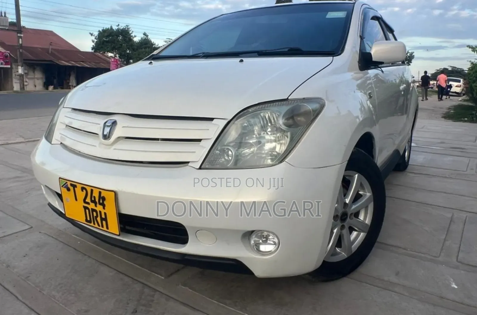Toyota IST 2005 White