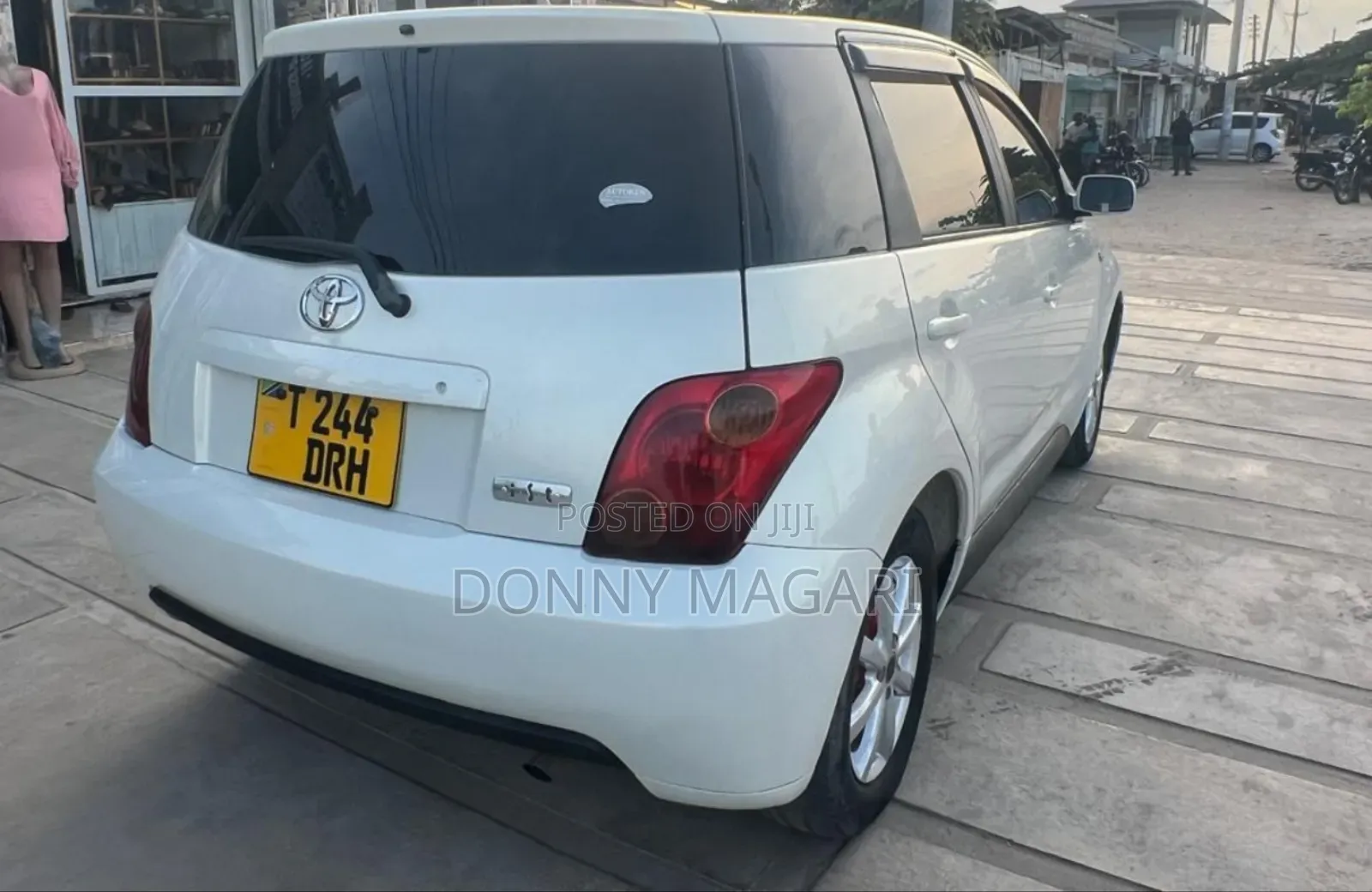 Toyota IST 2005 White