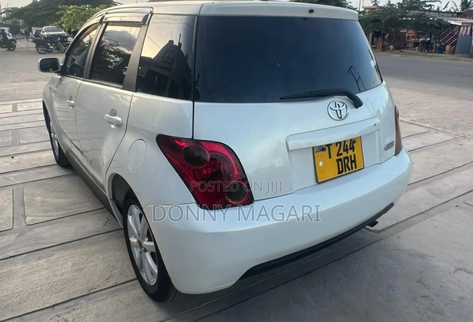Toyota IST 2005 White