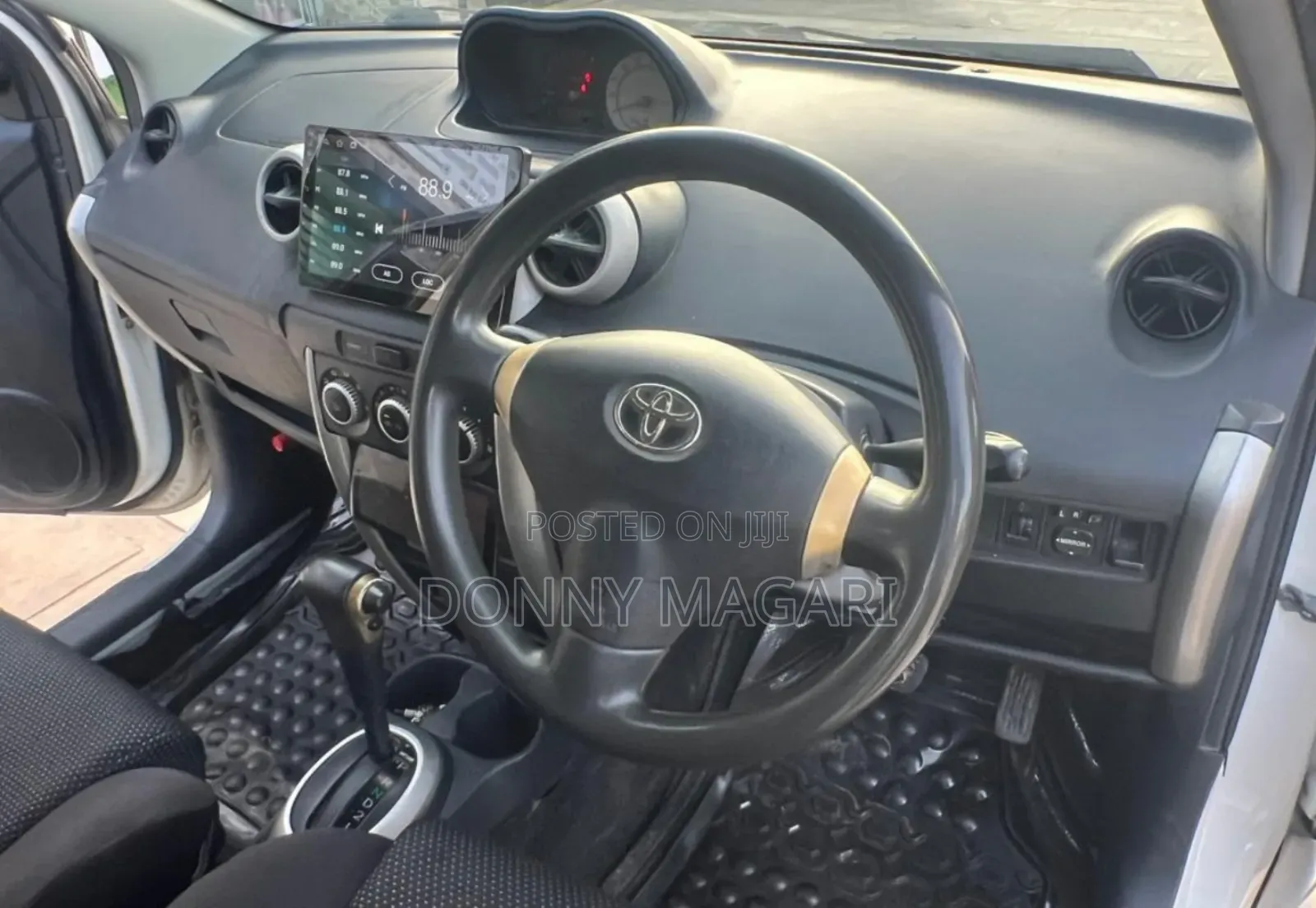 Toyota IST 2005 White