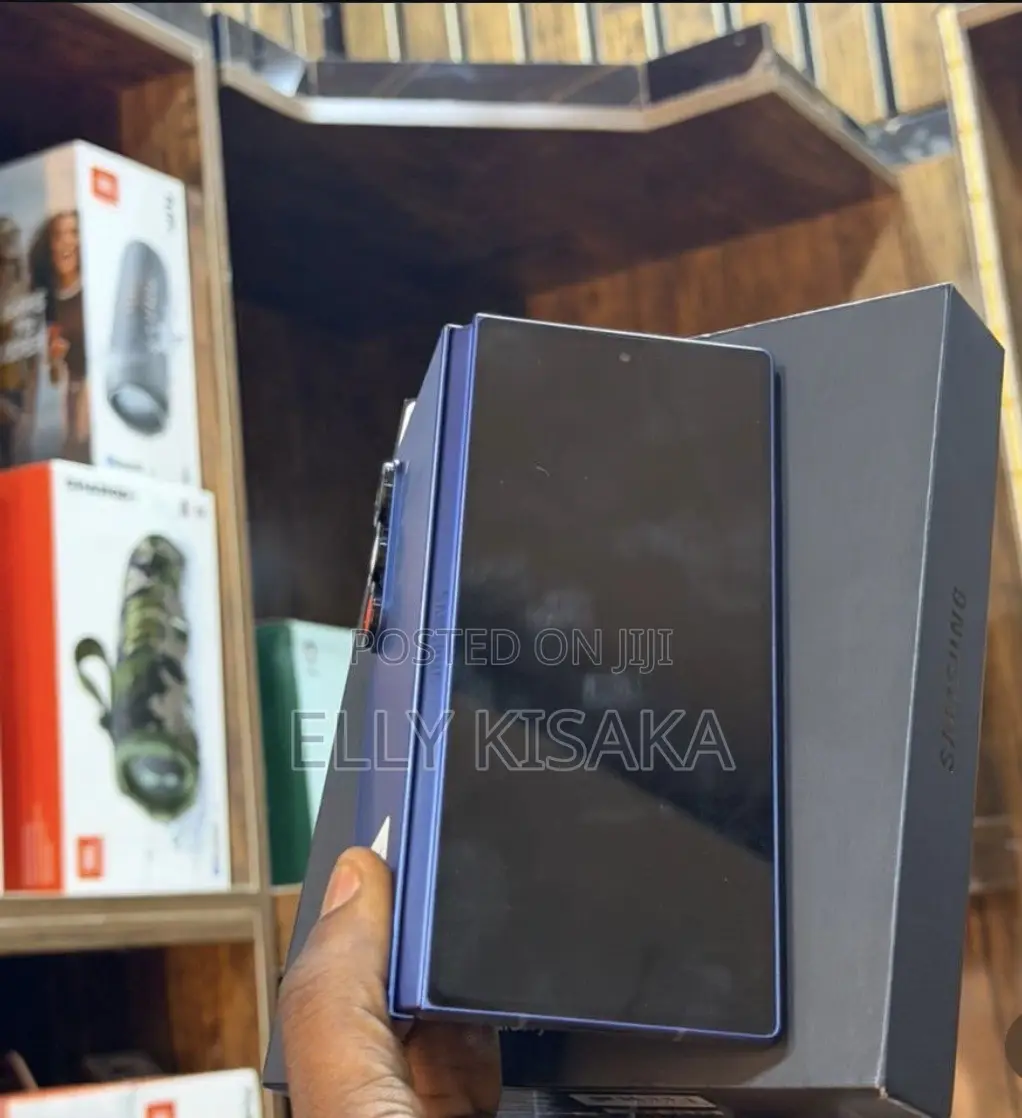 New Samsung Galaxy Z Fold6 256 GB Blue
