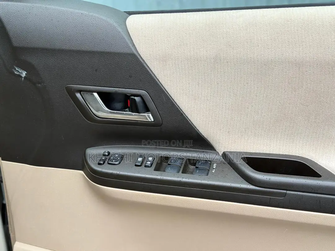 Toyota Alphard 2008 Pearl