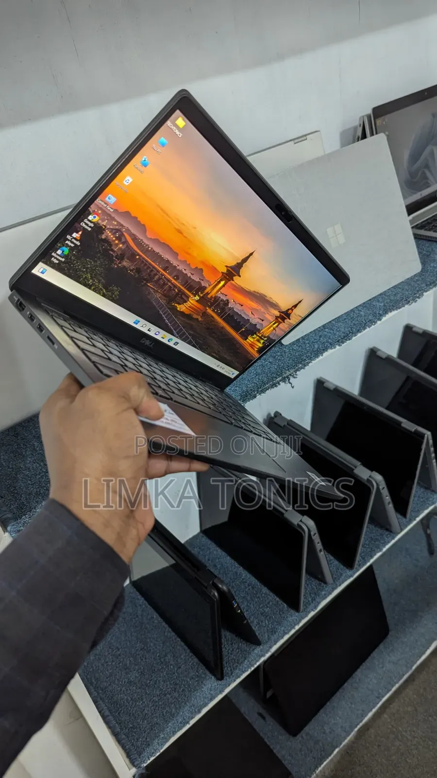 New Laptop Dell 16GB Intel Core i5 SSD 512GB