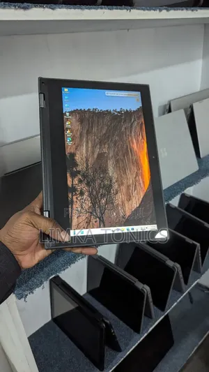 Laptop Lenovo 300e 4GB Intel Celeron SSD 160GB