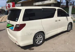 Toyota Alphard 2.4 Petrol AWD 2008 Pearl