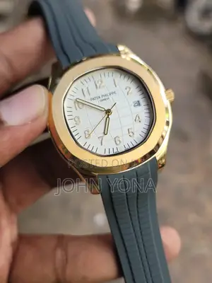 Patek Philippe Aquanaut Featuring a Rose Gold Case and a Rubber Strap