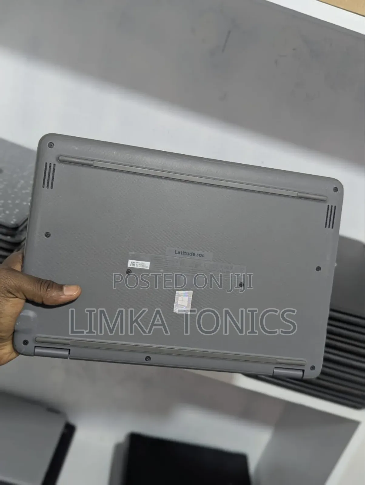 New Laptop Dell Latitude 3120 8GB Intel Pentium SSD 128GB