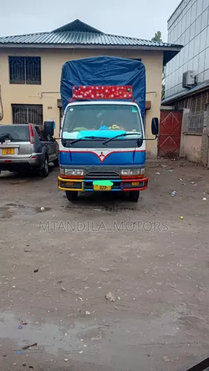 Canter Food Truck 2 Tons