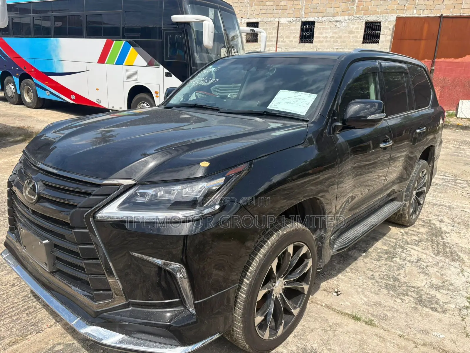 Lexus LX 570 AWD 2017 Black