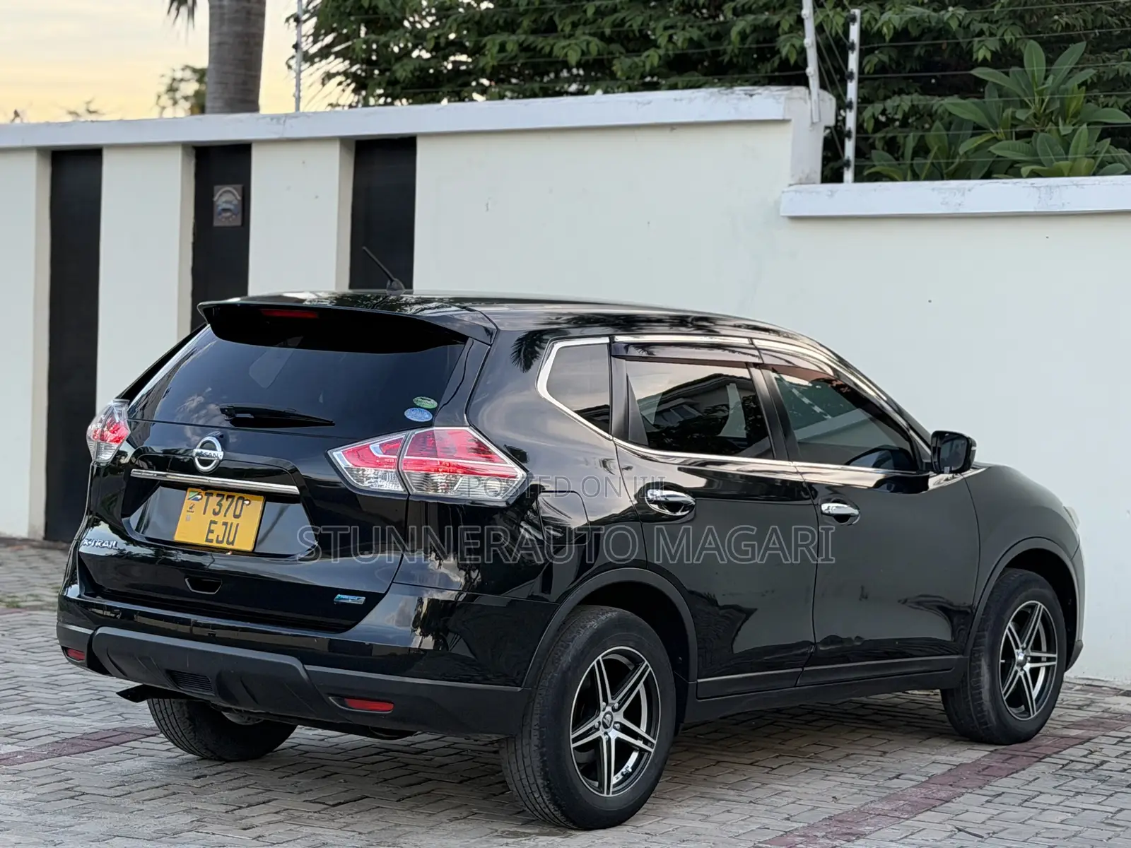 Nissan X-Trail 2015 Black