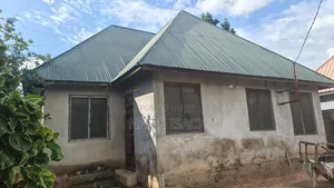 3bdrm House in Nyamongoro for sale