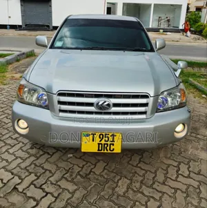 Toyota Kluger 2004 Silver