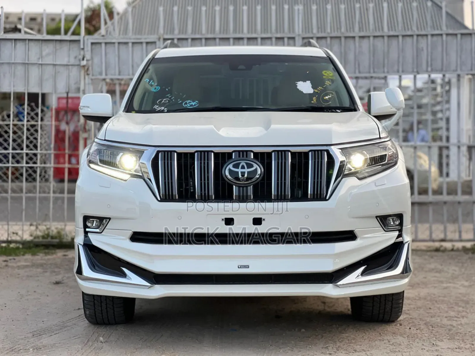 Toyota Land Cruiser Prado 2023 White