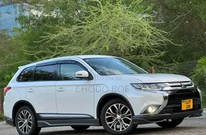 Mitsubishi Outlander 2015 Pearl