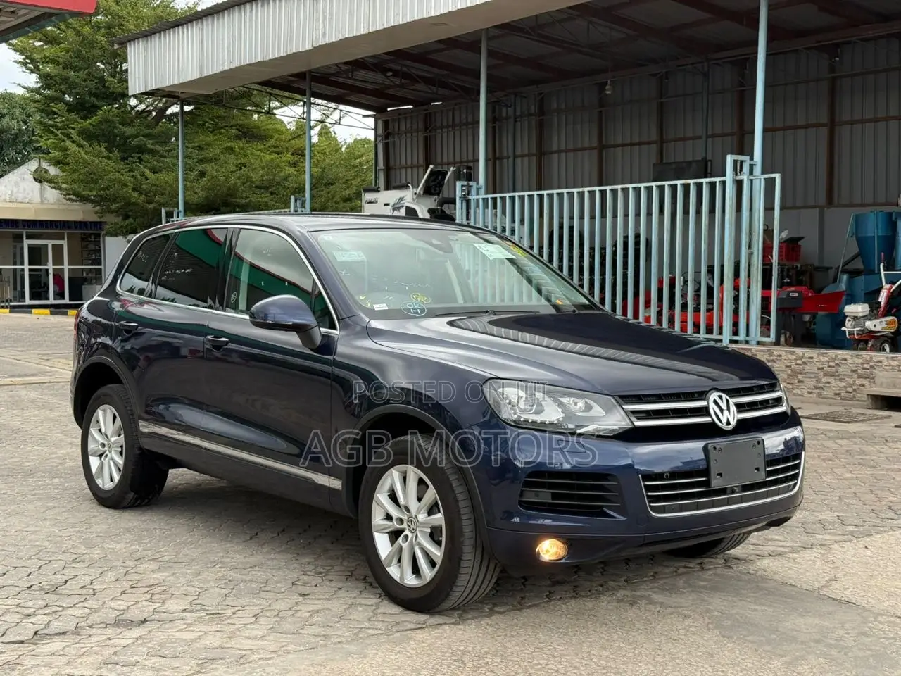 Volkswagen Touareg 2011 Black