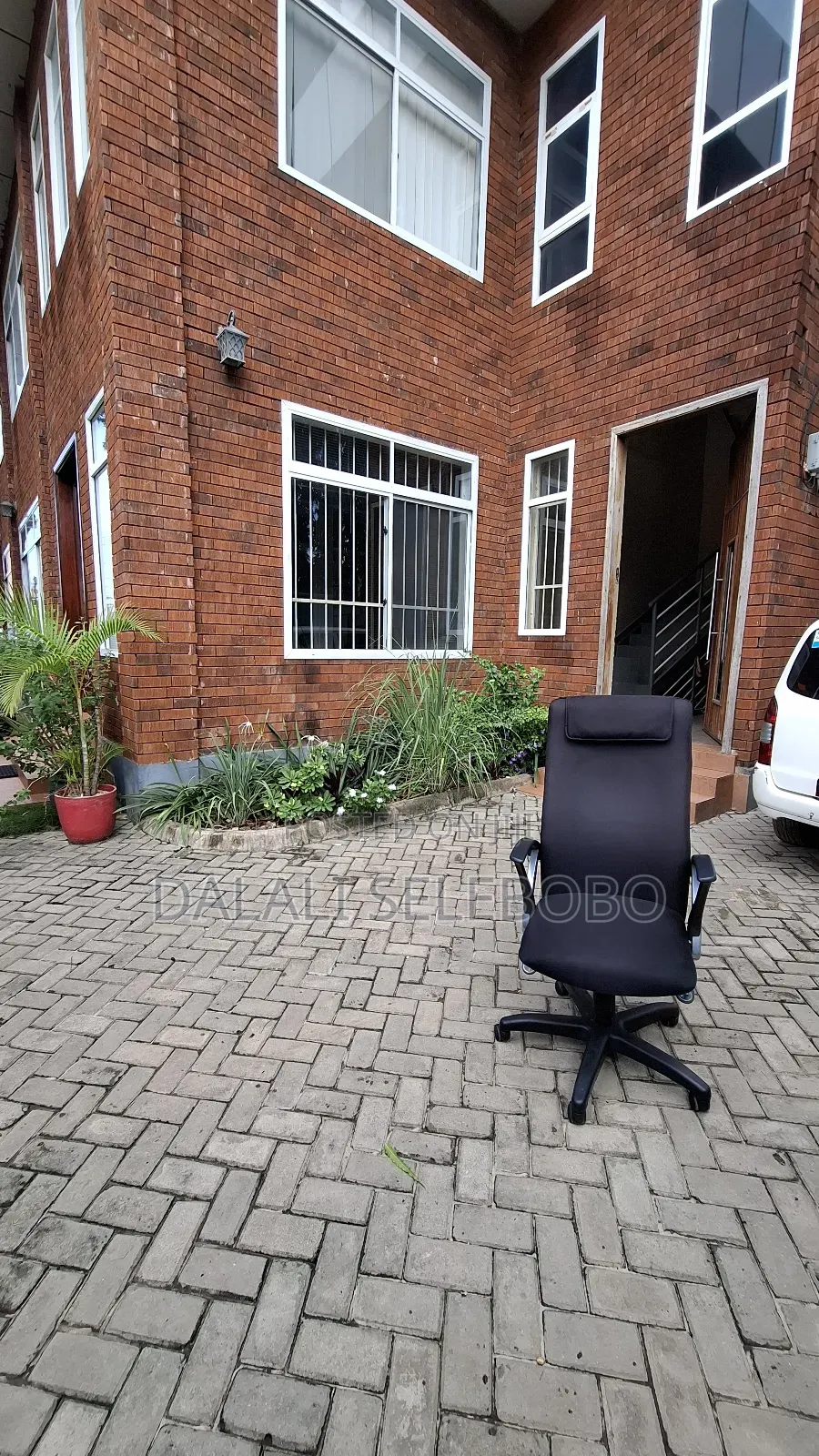 Big Private Office Fullac at Igesa Road