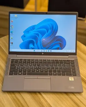 Laptop HP ZBook Firefly 14 G7 16GB Intel Core i7 SSD 256GB