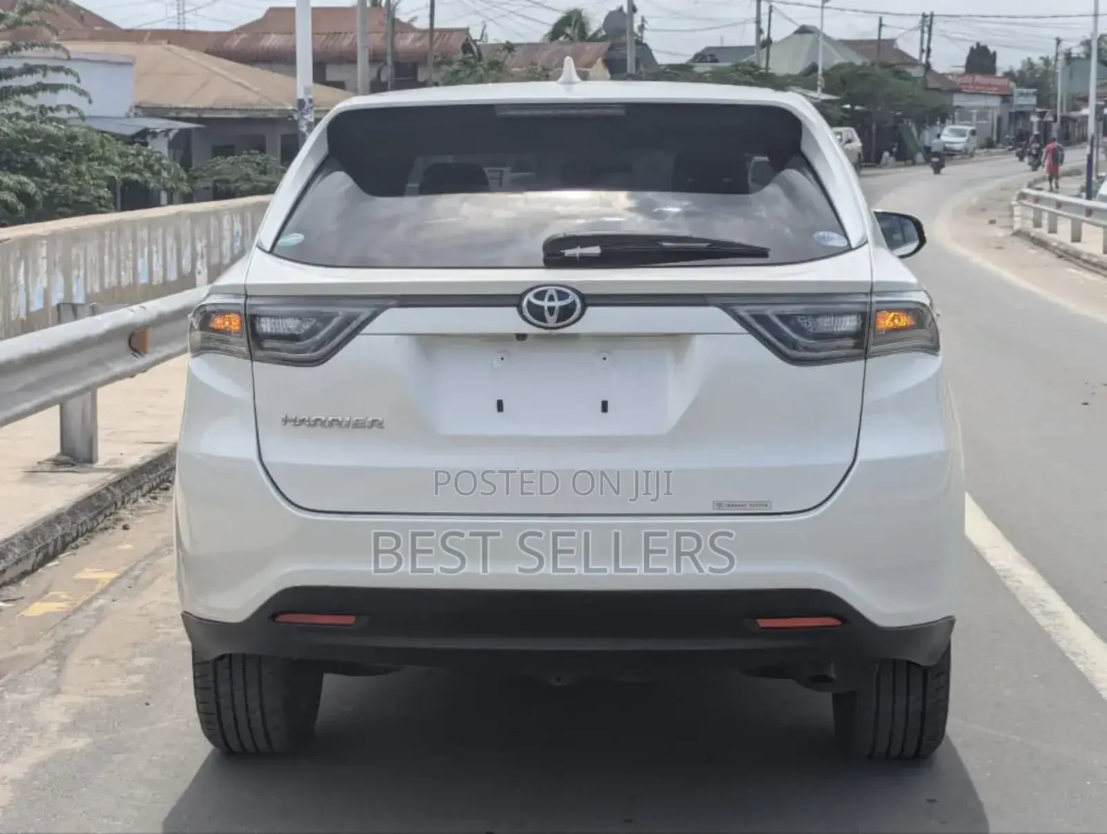 Toyota Harrier 2.5 Hybrid 4WD 2016 White