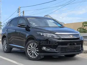 Toyota Harrier 2.0 4WD 2016 Black