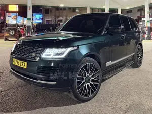 Land Rover Range Rover Vogue 2015 Green