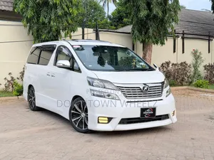 Toyota Vellfire 2010 White