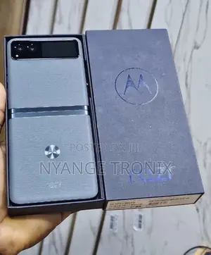New Motorola Razr 40 256 GB Gray