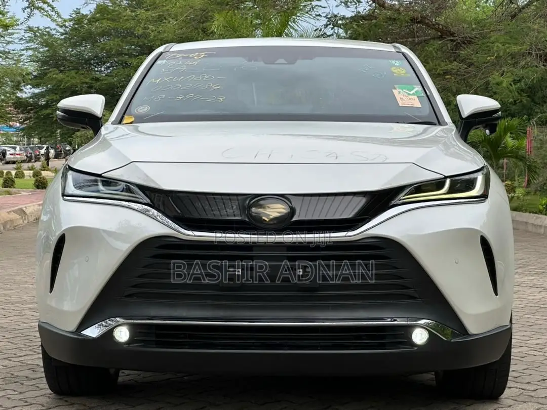 Toyota Harrier 2.0 2020 White