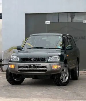 Toyota RAV4 1999 Green