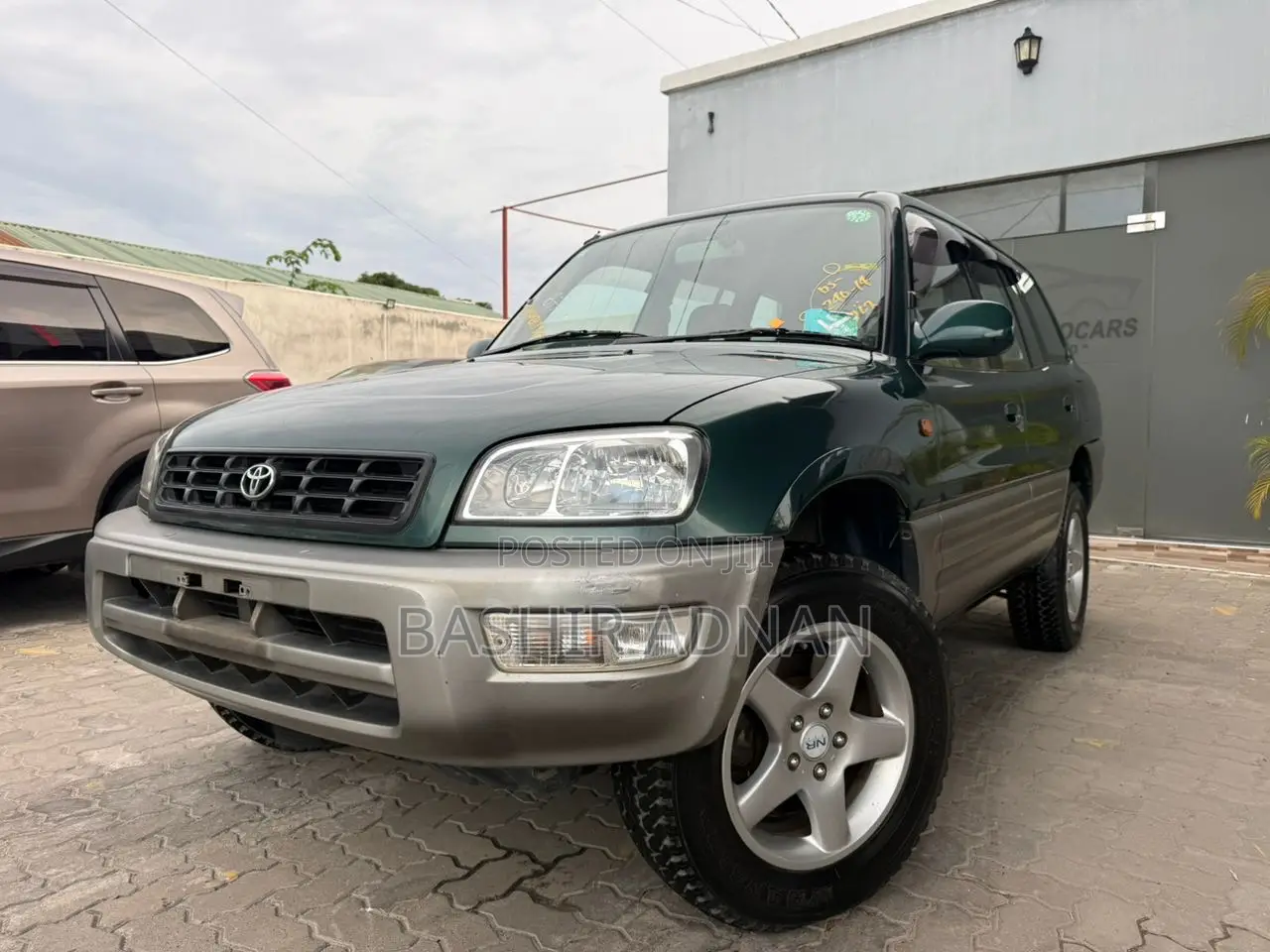 Toyota RAV4 1999 Green