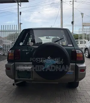Toyota RAV4 1999 Green