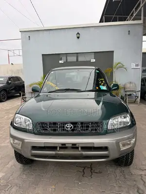 Toyota RAV4 1999 Green