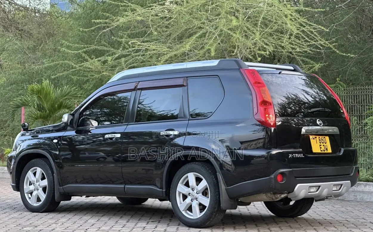 Nissan X-Trail 2.0 Petrol XE 2009 Black