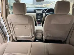 Toyota Corolla RunX 2004 White