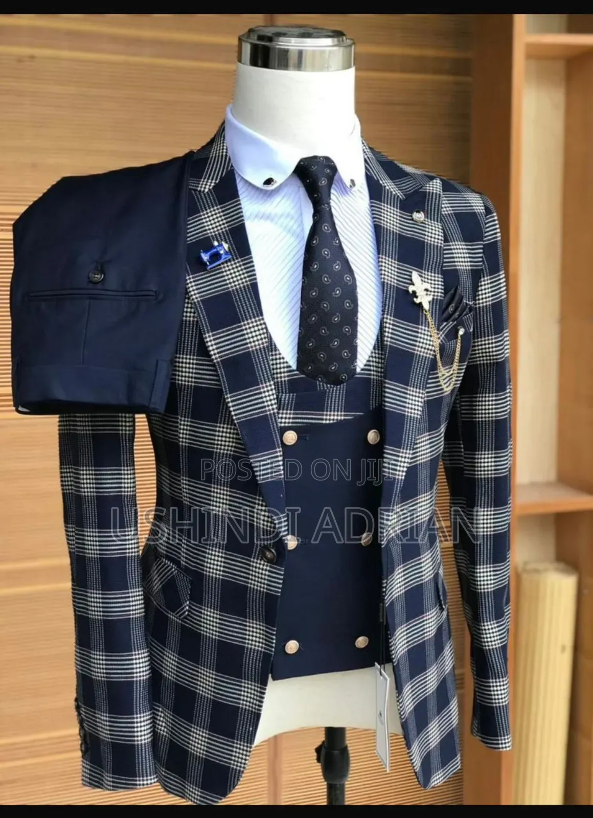 Suits Za Kisasa Zipo Tayari