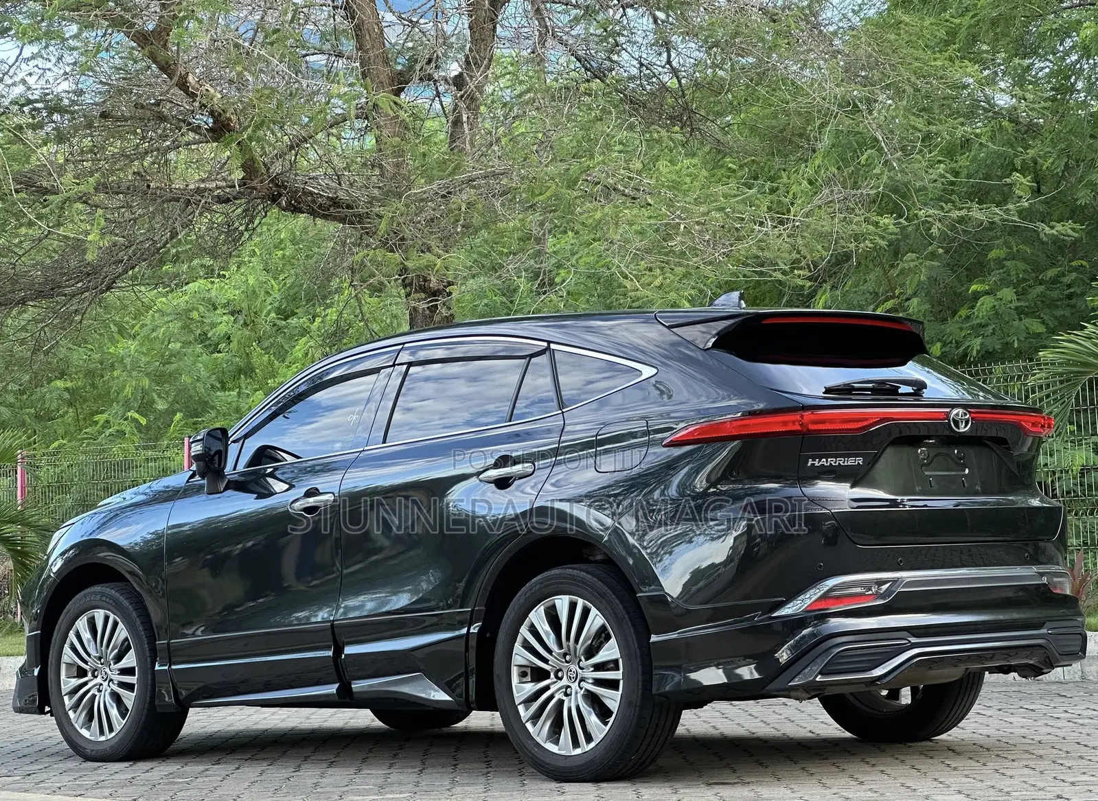 Toyota Harrier 2021 Black