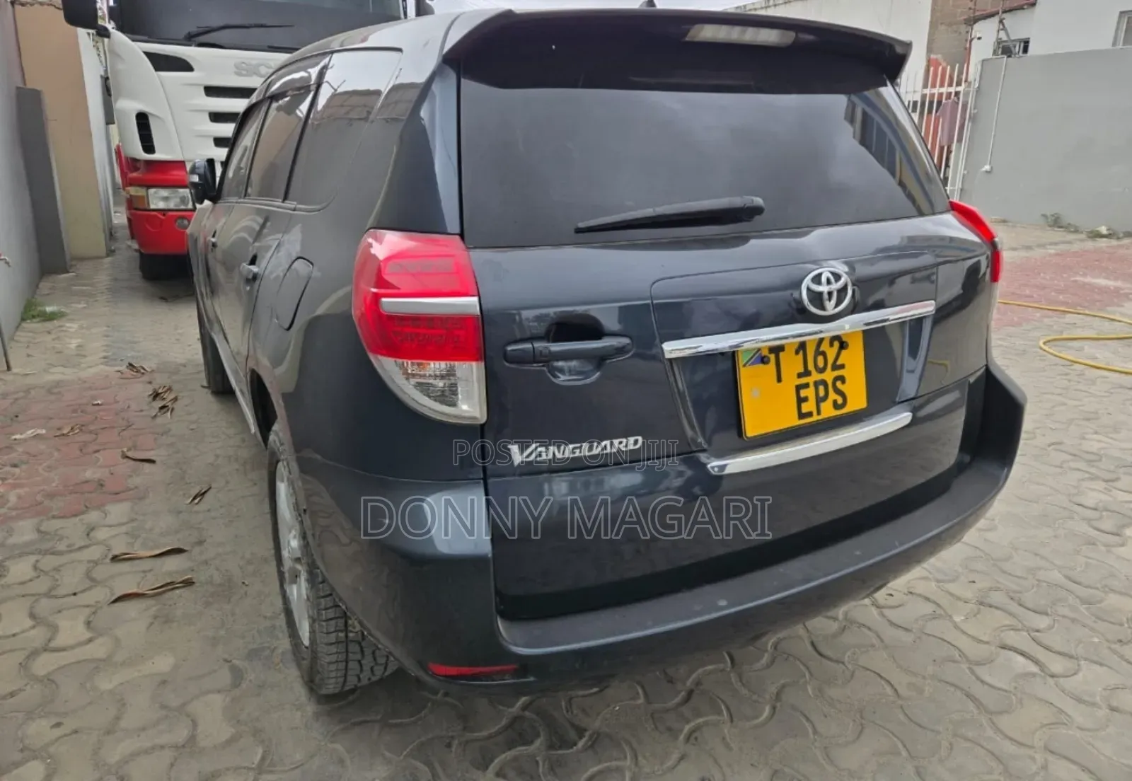 Toyota Vanguard 2012 Black