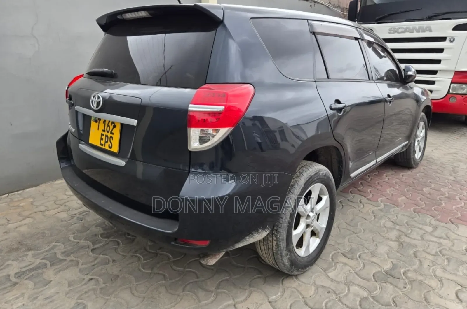 Toyota Vanguard 2012 Black